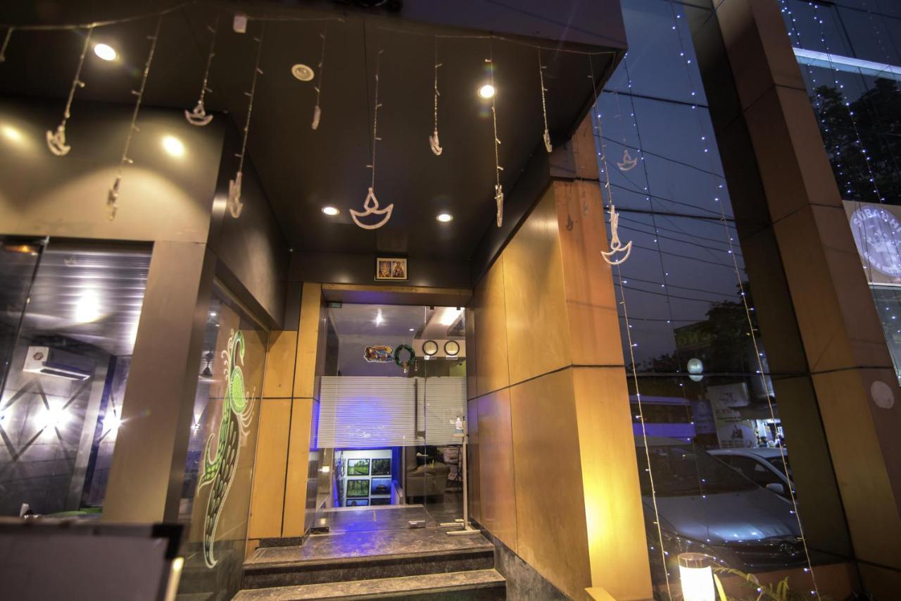 Hotel Monarch Guestline In Midc Rabale, نافي مومباي المظهر الخارجي الصورة