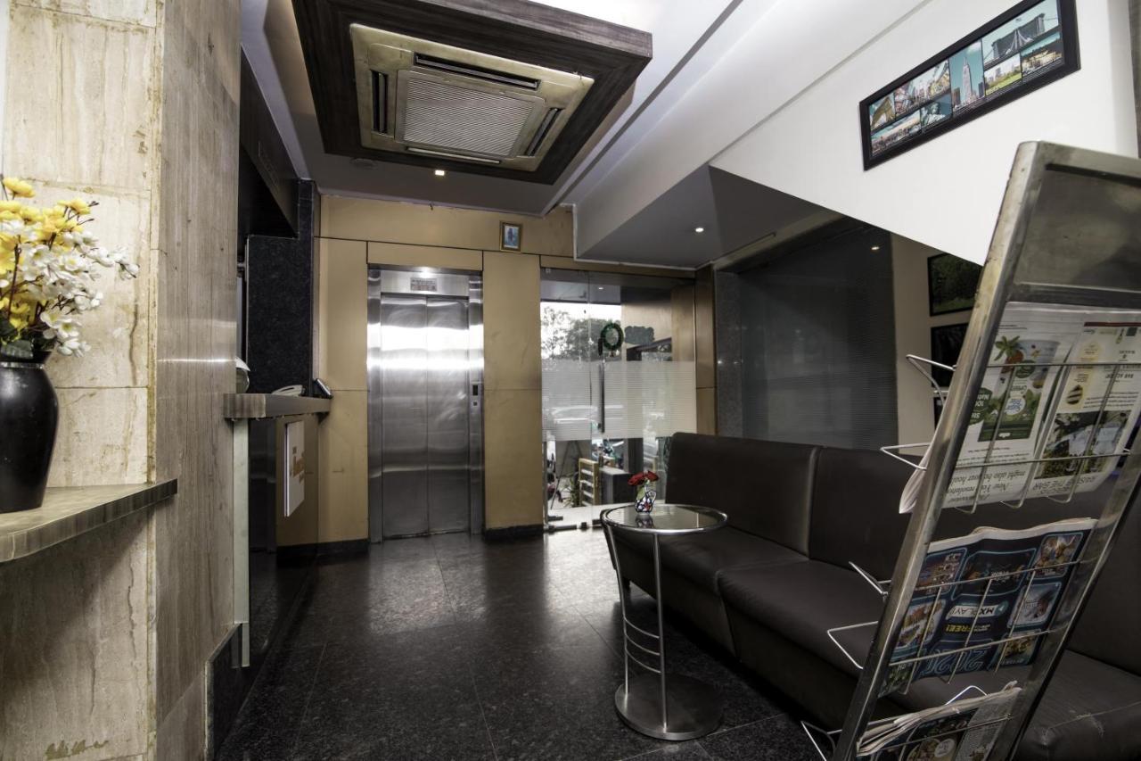 Hotel Monarch Guestline In Midc Rabale, نافي مومباي المظهر الخارجي الصورة