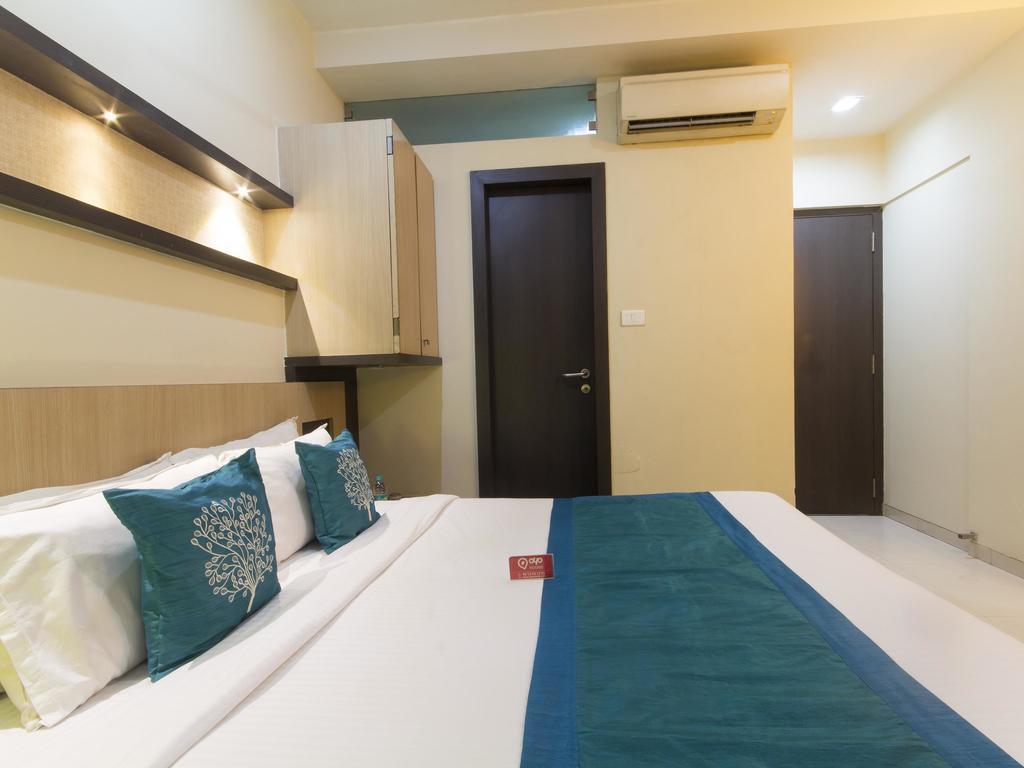 Hotel Monarch Guestline In Midc Rabale, نافي مومباي المظهر الخارجي الصورة