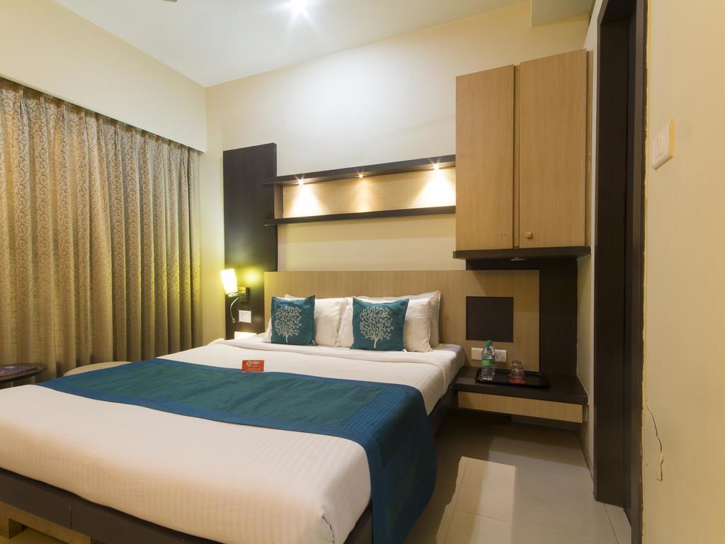 Hotel Monarch Guestline In Midc Rabale, نافي مومباي المظهر الخارجي الصورة
