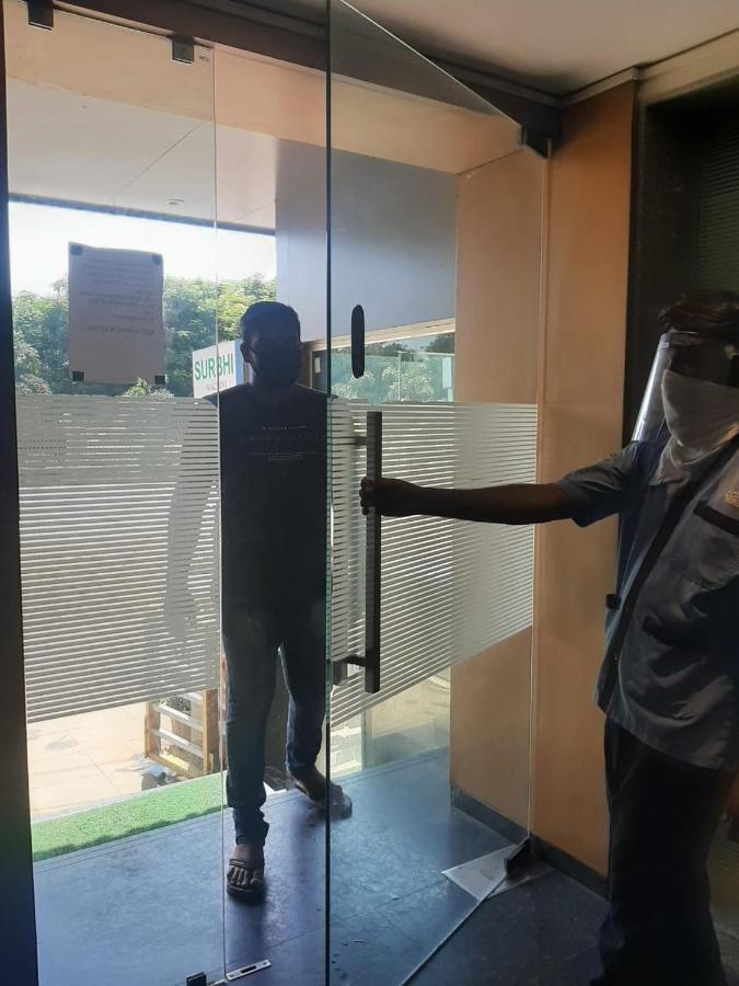 Hotel Monarch Guestline In Midc Rabale, نافي مومباي المظهر الخارجي الصورة